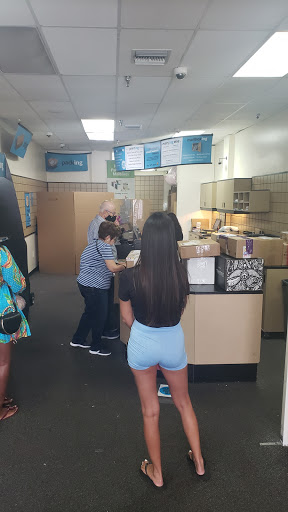Shipping and Mailing Service «The UPS Store», reviews and photos, 20533 Biscayne Blvd #4, Aventura, FL 33180, USA