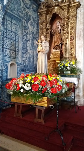 Avaliações doFrades Menores Conventuais em Coimbra - Igreja