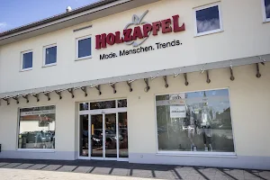 Holzapfel GmbH - Mode.Menschen.Trends. image