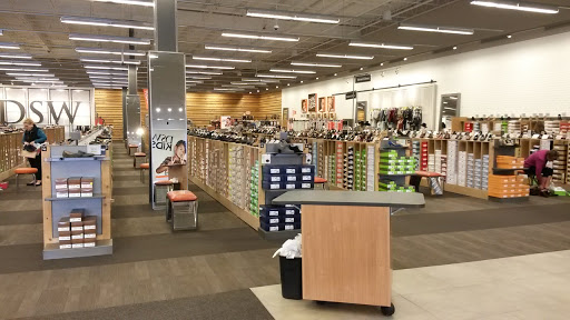 DSW Designer Shoe Warehouse, 25 Hazard Ave, Enfield, CT 06082, USA, 