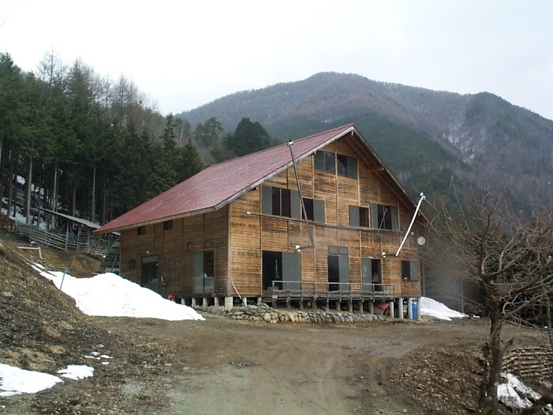 民宿塩沢山荘