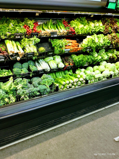 Supermarket «Giant Eagle Supermarket», reviews and photos, 2000 Penny Ln, Jeannette, PA 15644, USA