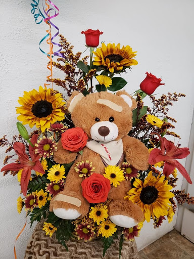 Florist «Moates Florist», reviews and photos, 5034 N Nebraska Ave, Tampa, FL 33603, USA