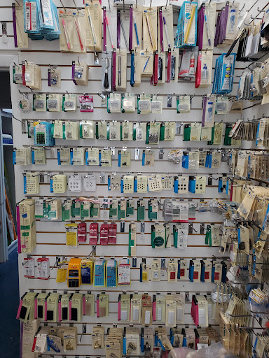 Fabric Store «La Casa de las Viejas», reviews and photos, 39 NE 1st St, Miami, FL 33132, USA