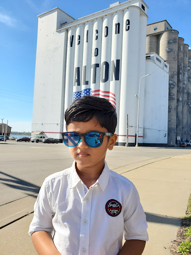 Convention Information Bureau «Alton Regional Convention & Visitors Bureau», reviews and photos, 200 Piasa St, Alton, IL 62002, USA