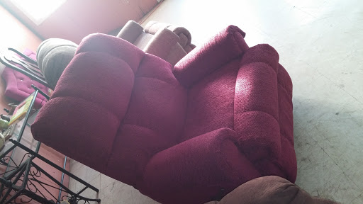 Furniture Store «New Caney Mattress & Furniture», reviews and photos, 21227 US-59, New Caney, TX 77357, USA