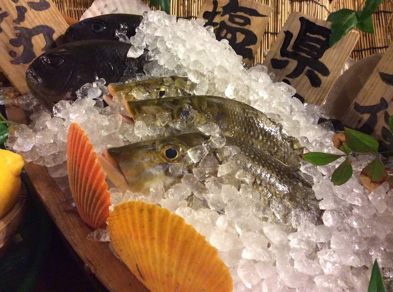 海鮮魚河岸 魚魚万（ぎょぎょまん）沖縄市美里店