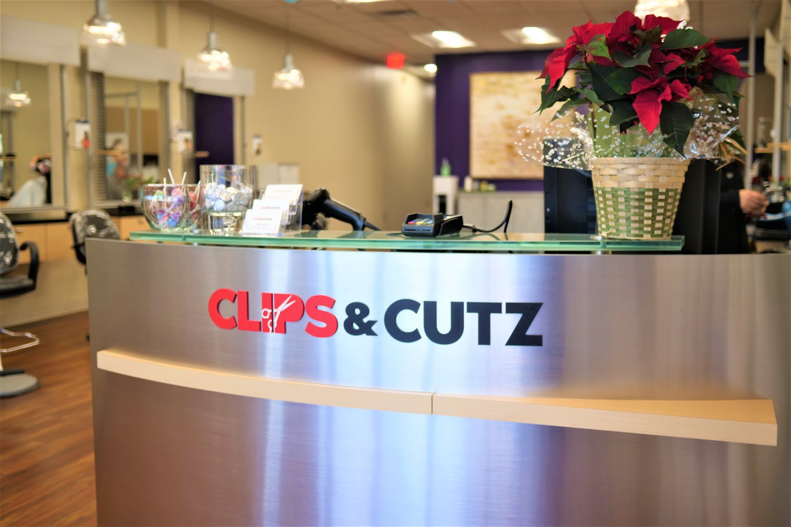 Clips & Cutz - Hair Salon