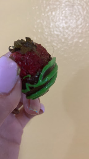 Gift Shop «Edible Arrangements», reviews and photos, 8501 Astronaut Blvd #6, Cape Canaveral, FL 32920, USA