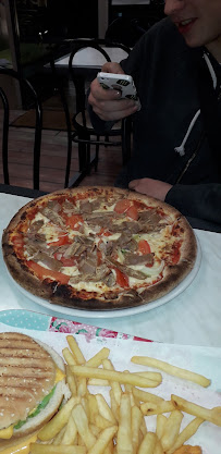 Plats et boissons du Pizzeria EVRON PIZZA - n°2