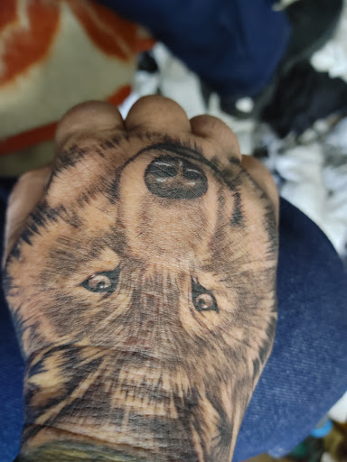 Tattoo Shop «Famous Tattoo & Body Piercing», reviews and photos, 1973 S Victoria Ave, Ventura, CA 93003, USA