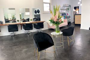 Cut Loose Hair Salon