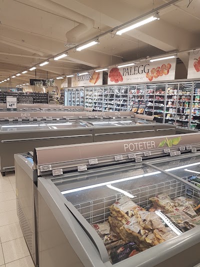 Photos of Coop Mega H&oslash;nefoss