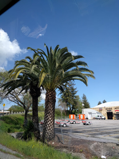 Truck Rental Agency «U-Haul Moving & Storage of Redwood City», reviews and photos, 2200 El Camino Real, Redwood City, CA 94063, USA