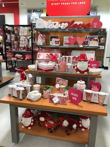 Department Store «T.J. Maxx», reviews and photos, 14 Candlewood Lake Rd, Brookfield, CT 06804, USA