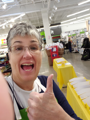 Fabric Store «Jo-Ann Fabrics and Crafts», reviews and photos, 125 E Reynolds Rd Ste 160, Lexington, KY 40517, USA