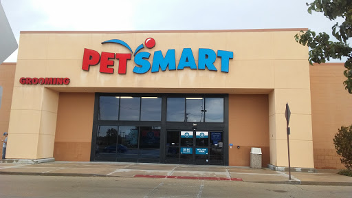 Pet Supply Store «PetSmart», reviews and photos, 3210 E Lynn Blvd, Sterling, IL 61081, USA