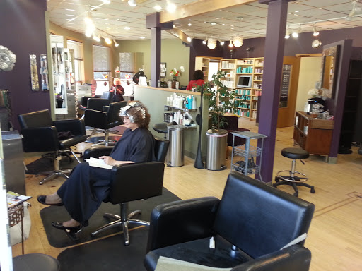 Hair Salon «Primp Hair Salon», reviews and photos, 18300 Minnetonka Blvd, Wayzata, MN 55391, USA