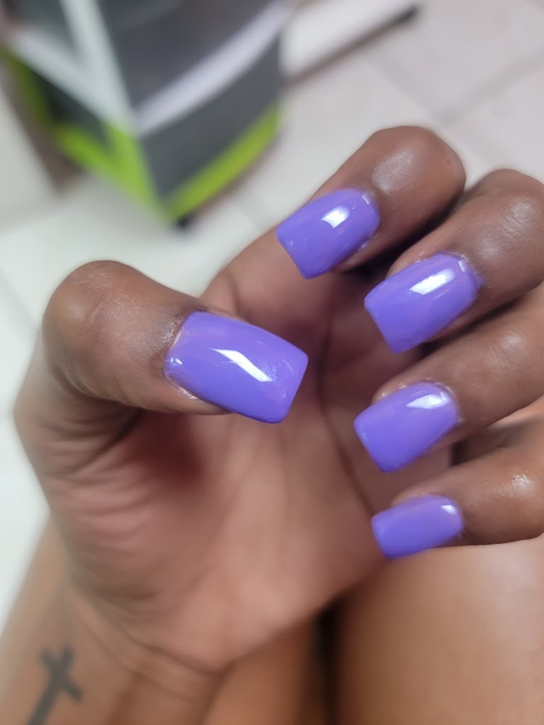 Pink Nails 77015