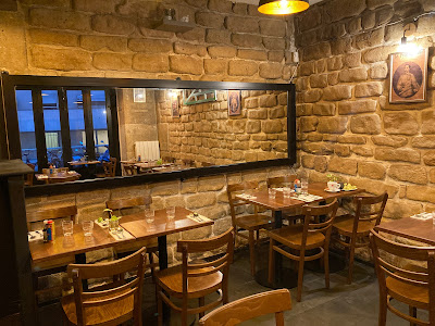 Makinne Bar et Restaurant à Paris