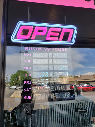 Shopping Mall «Columbine Valley Shopping Center», reviews and photos, 3615 W Bowles Ave, Littleton, CO 80123, USA