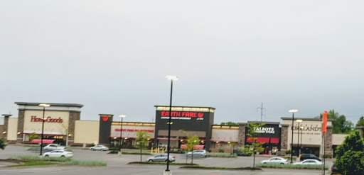 Grocery Store «Earth Fare North Canton», reviews and photos, 3939 Everhard Rd NW, North Canton, OH 44709, USA