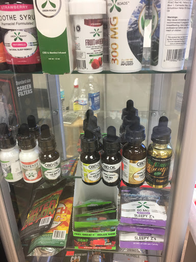 Vaporizer Store «Lil Buddha Vapor & Smoke Shop», reviews and photos, 6916 Big Bend Rd, Gibsonton, FL 33534, USA