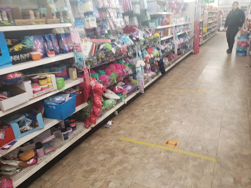 Dollar Store «Dollar Tree», reviews and photos, 5817 N Figueroa St, Highland Park, CA 90042, USA