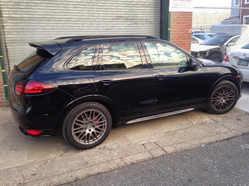 Auto Body Shop «Liberty Collision Center LLC», reviews and photos, 117 Richmond St, Philadelphia, PA 19125, USA