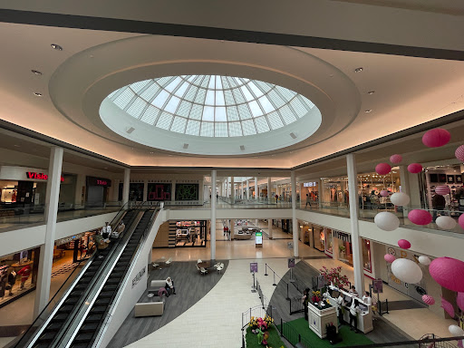 Shopping Mall «South Hills Village», reviews and photos, 301 South Hills Village, Pittsburgh, PA 15241, USA