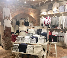 Brandy Melville photo
