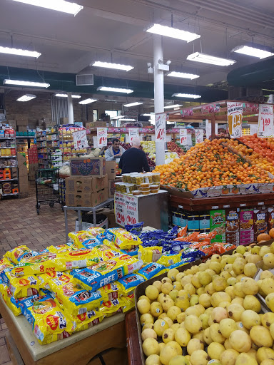 Produce Market «Fresh Farms», reviews and photos, 2626 W Devon Ave, Chicago, IL 60659, USA