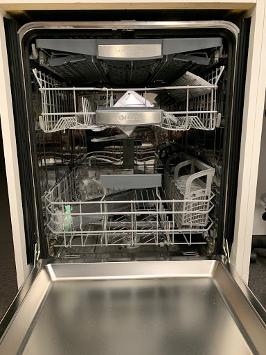 Appliance Store «BASCO Outlet Store», reviews and photos, 4670 NW St Helens Rd, Portland, OR 97210, USA