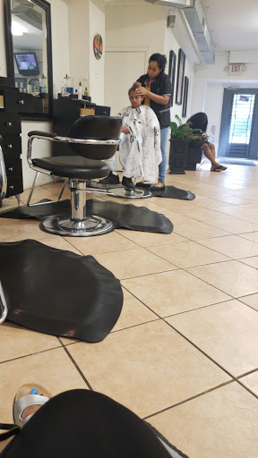 Beauty Salon «Dominican Hair Salon», reviews and photos, 2403 N Hilton St, Baltimore, MD 21216, USA