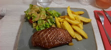 Plats et boissons du Restaurant français Le Resto des Halles à La Rochefoucauld-en-Angoumois - n°12