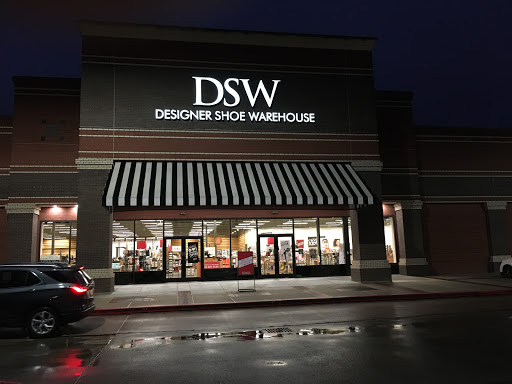 Shoe Store «DSW Designer Shoe Warehouse», reviews and photos, 7616 Farm to Market 1960 Rd W, Houston, TX 77069, USA