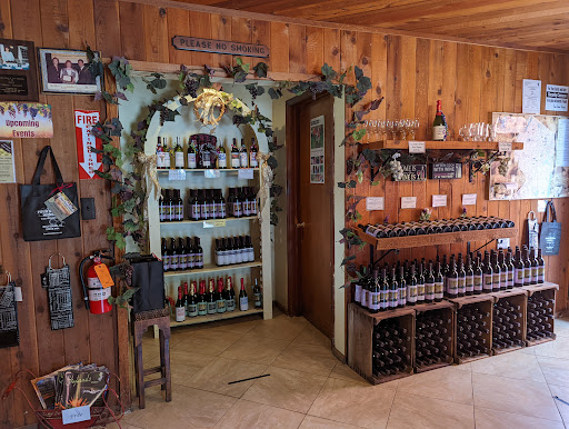 Winery «Four Sisters Winery», reviews and photos, 783 County Road 519, Belvidere, NJ 07823, USA