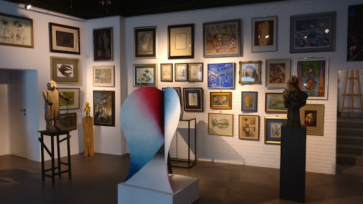 101 Projekt Galeria Sztuki Współczesnej i Dom Aukcyjny