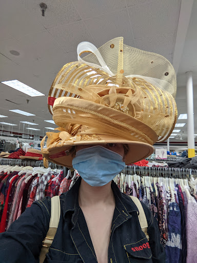 Thrift Store «Valley Thrift Store», reviews and photos, 13630 Victory Blvd, Van Nuys, CA 91401, USA