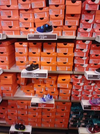 Outlet Mall «Tanger Outlet Terrell», reviews and photos, 301 Tanger Dr, Terrell, TX 75160, USA