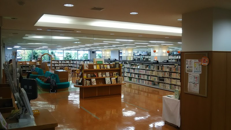 安芸高田市立中央図書館