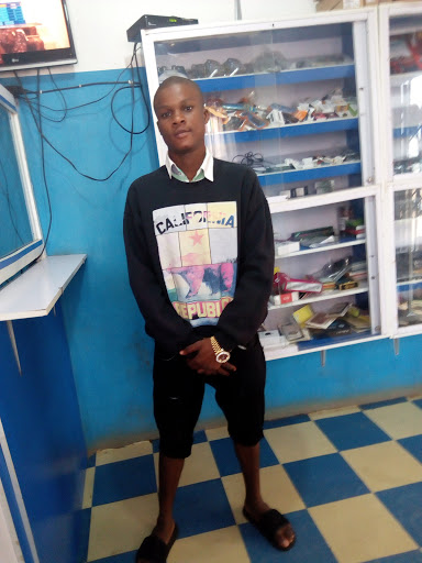 lagos line supermarket, No.27 Ubiaja Rd, Uromi, Nigeria, Convenience Store, state Edo