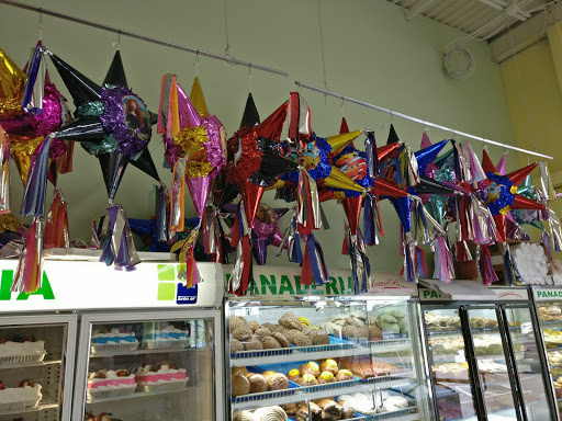 Grocery Store «Supermercado LomaBonita», reviews and photos, 4207 E Hwy 13, Savage, MN 55378, USA