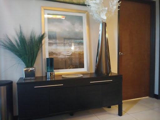 Medical Spa «Massage 49 and The Barefoot Lounge», reviews and photos, 5850 Greenville Ave, Dallas, TX 75206, USA