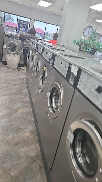 White Oak Laundromat - Photo 3 - Car repair in Round Lake Heights, IL, Round Lake Beach