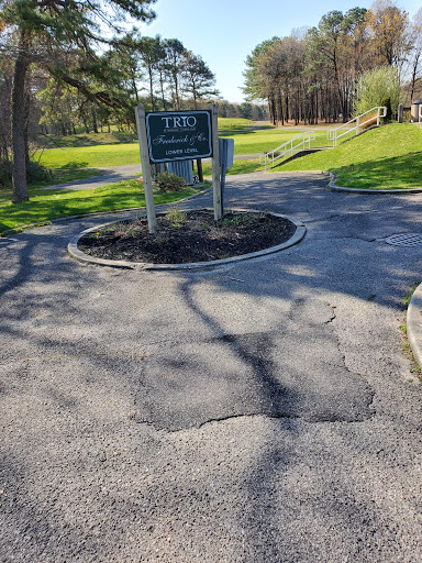 American Restaurant «Trio Restaurant», reviews and photos, 700 Patchogue-Holbrook Rd, Holbrook, NY 11741, USA