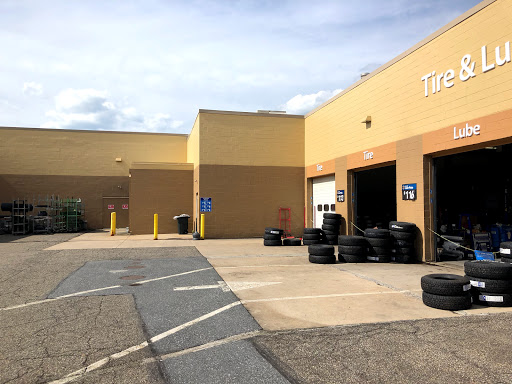 Tire Shop «Walmart Tires & Auto Parts», reviews and photos, 3722 Nazareth Rd, Easton, PA 18045, USA