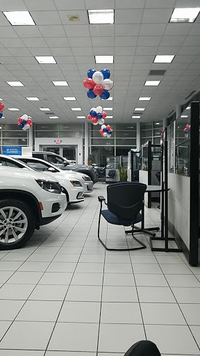 Volkswagen Dealer «Douglas Volkswagen», reviews and photos, 491 Morris Ave, Summit, NJ 07901, USA