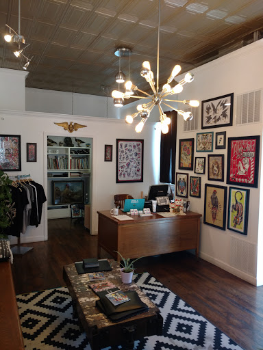 Tattoo Shop «Grinn & Barrett Tattoo and Piercing», reviews and photos, 3021 Leavenworth St, Omaha, NE 68105, USA