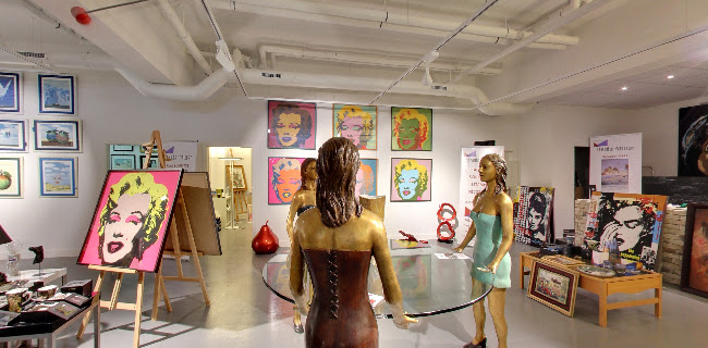 Samhart Gallery - Museum